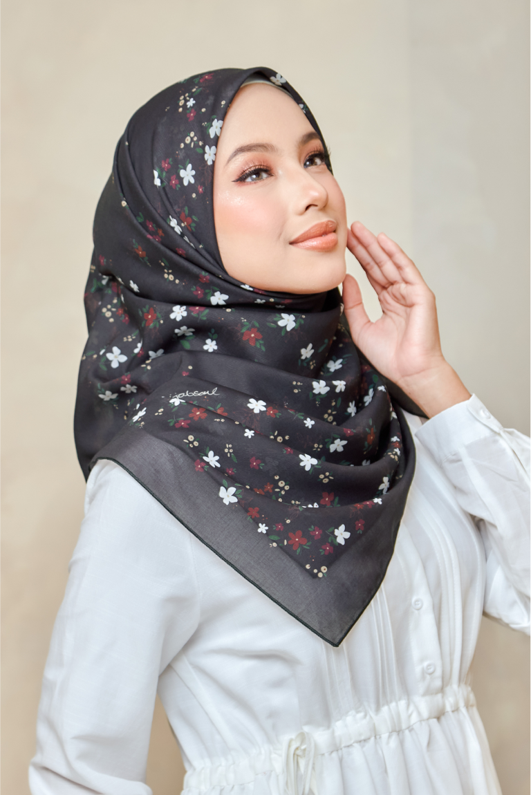 Whisper Black